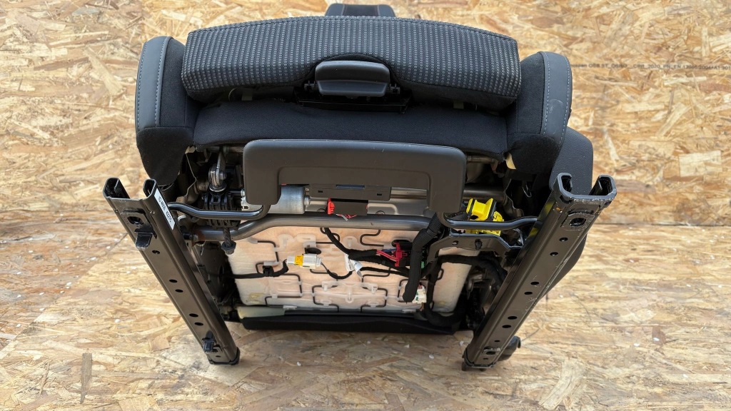 Citroen ds4 2 performance line сидіння водія ліве в Україні