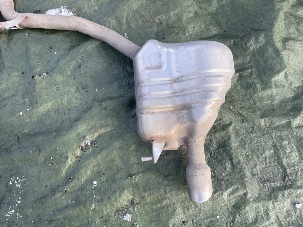 Audi a4 b8 3.2 fsi quattro гаситель выхлоп комплектный  8k0253611ab в Украине