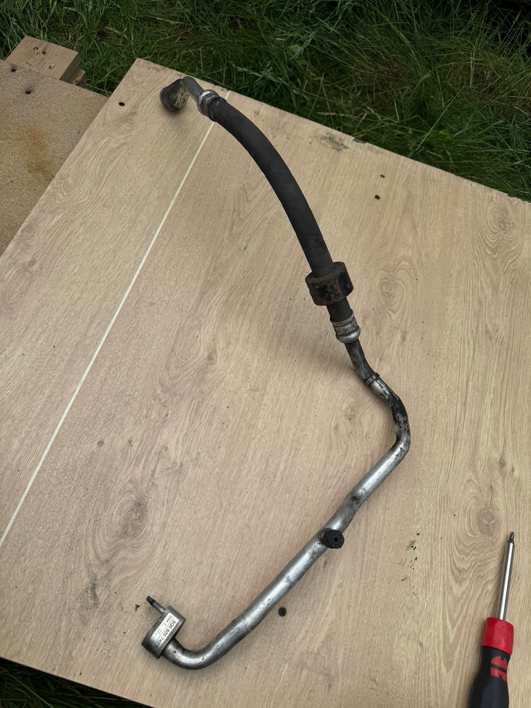 фото №1, Шланг трубка кондиционера skoda octavia iii 5q0820743g