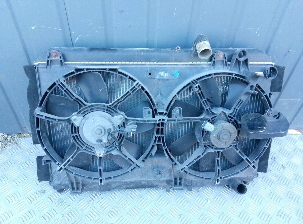 фото №1, Радиатор вентиляторы комплект радиатор mazda rx8 rx-8 2004