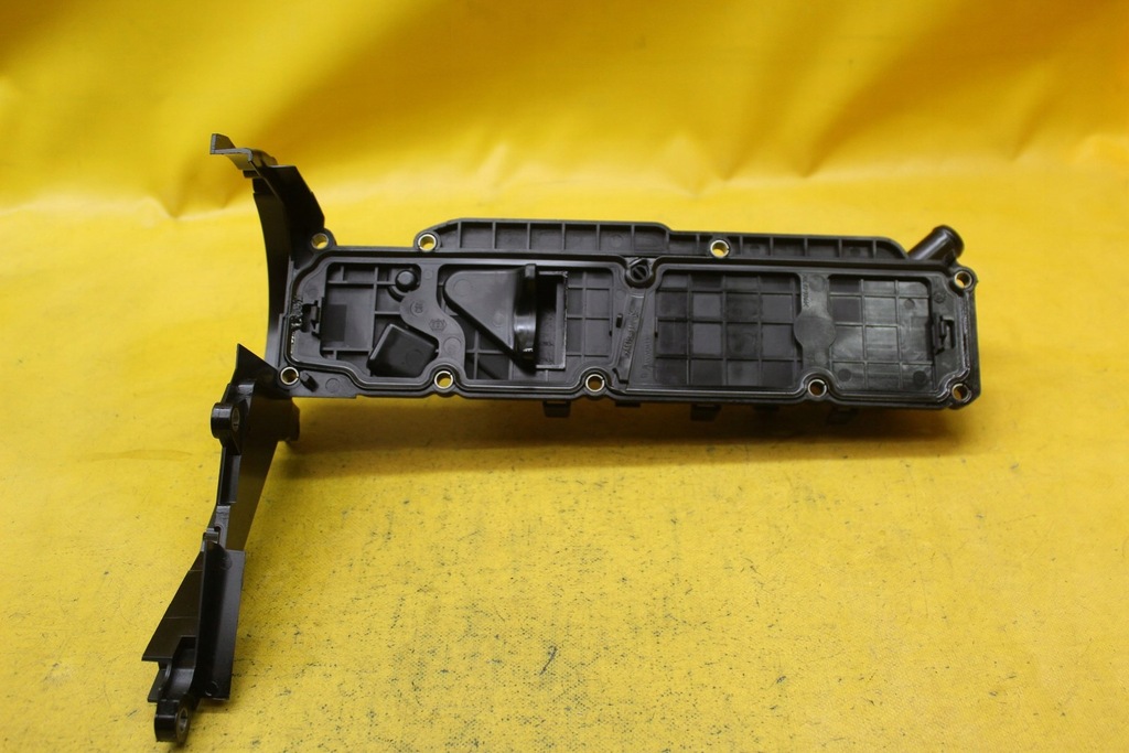 фото №5, Крышка клапанов peugeot 207 1.4 ehdi 9688939180