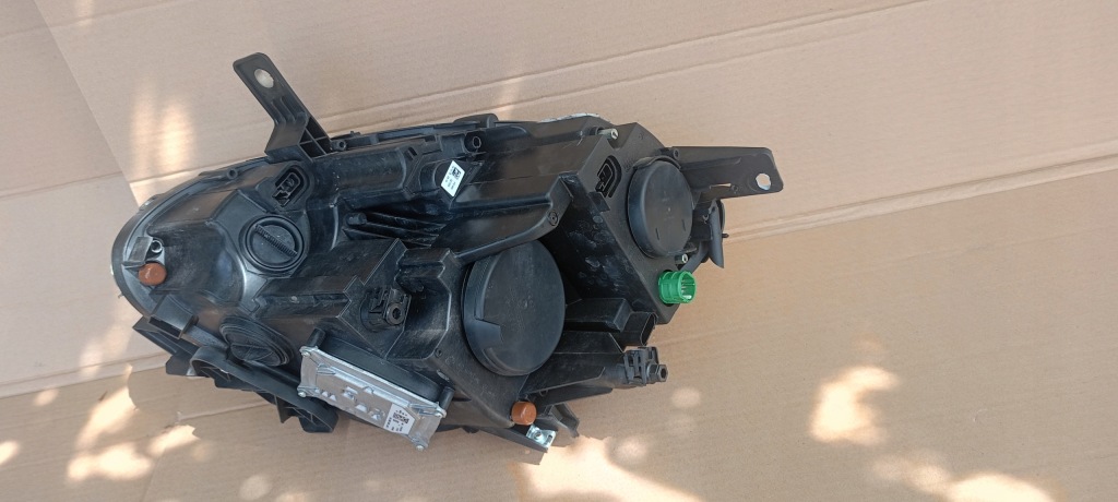 Фара перед передня правий alfa romeo giulietta 00505530710 led оригінал Недорого