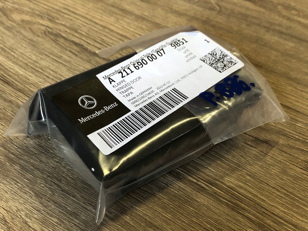 фото №10, Заглушка тримач кришки задня mercedes e w211 2002.01.01-2009.06.30 2116900007