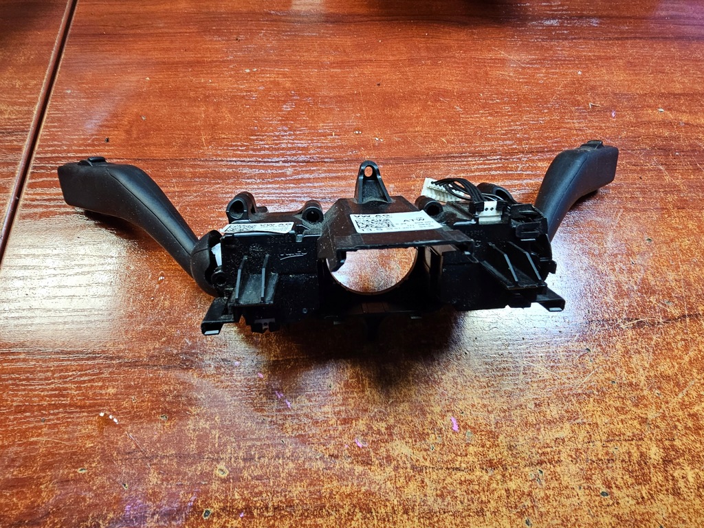 фото №10, Переключатель комбинированный pod руль seat skoda vw jetta vi 11' 1k5953521ag