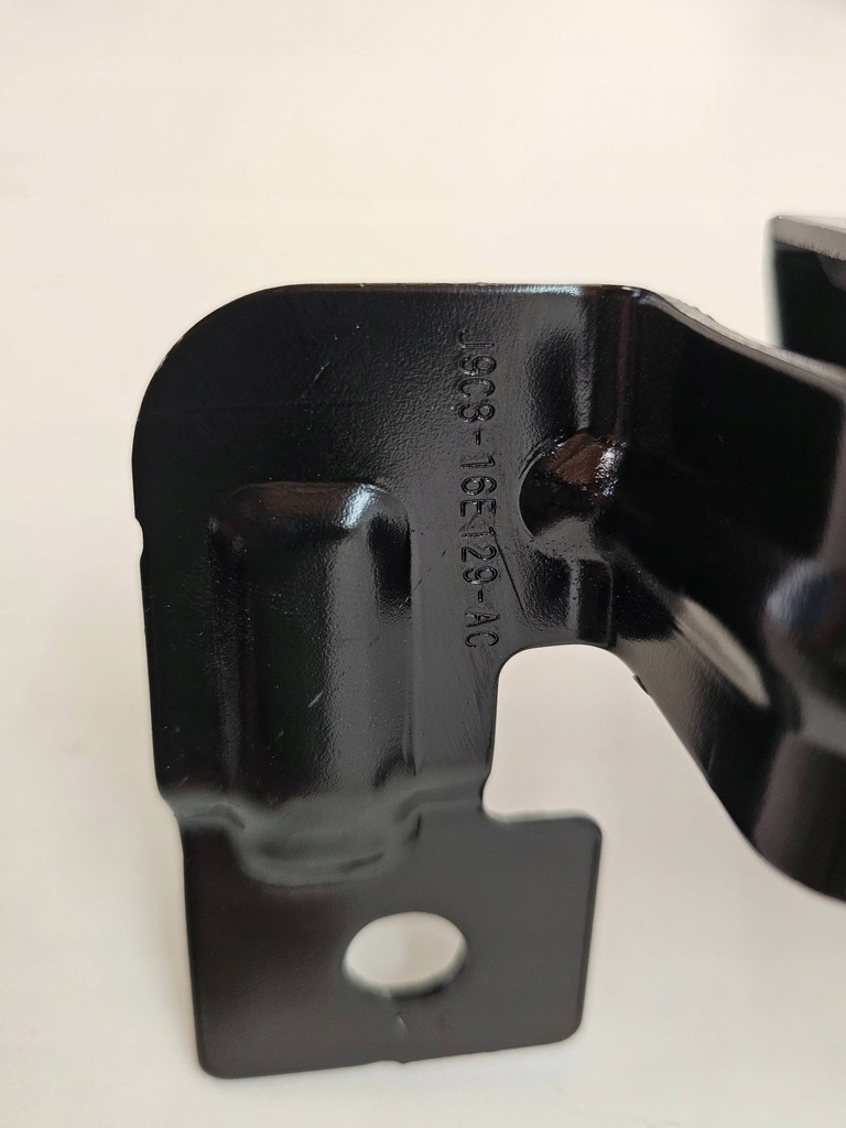 фото №6, Кронштейн кронштейн крила перед jaguar e-pace x540 j9c816e128ac