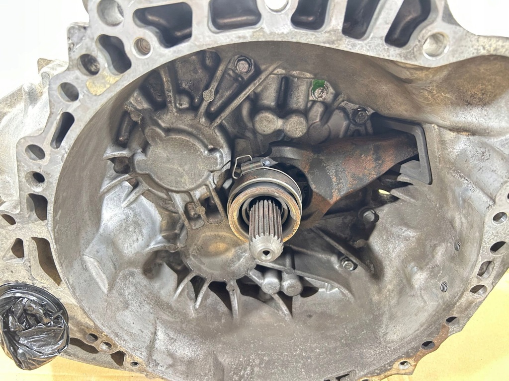 Купить 2008 toyota corolla verso ar10 механическая коробка передач 6 передач