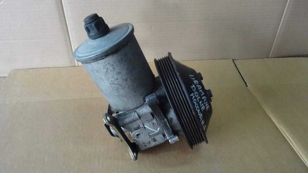 Купити Mercedes w124 2.5d насос підсилювача 2104660901