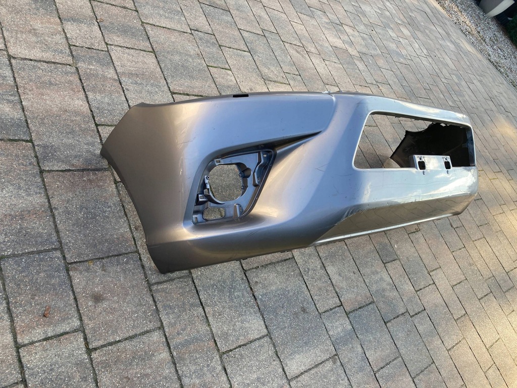 фото №10, Toyota hilux viii 2015 18 бампер передний