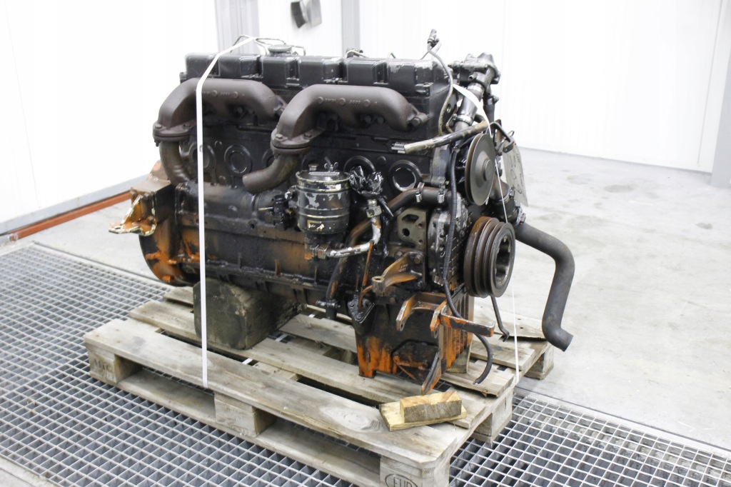 фото №8, Двигатель man d0226 5.7 зарядное устройство грузовик g90 wozidło d0226mf насос 8-136