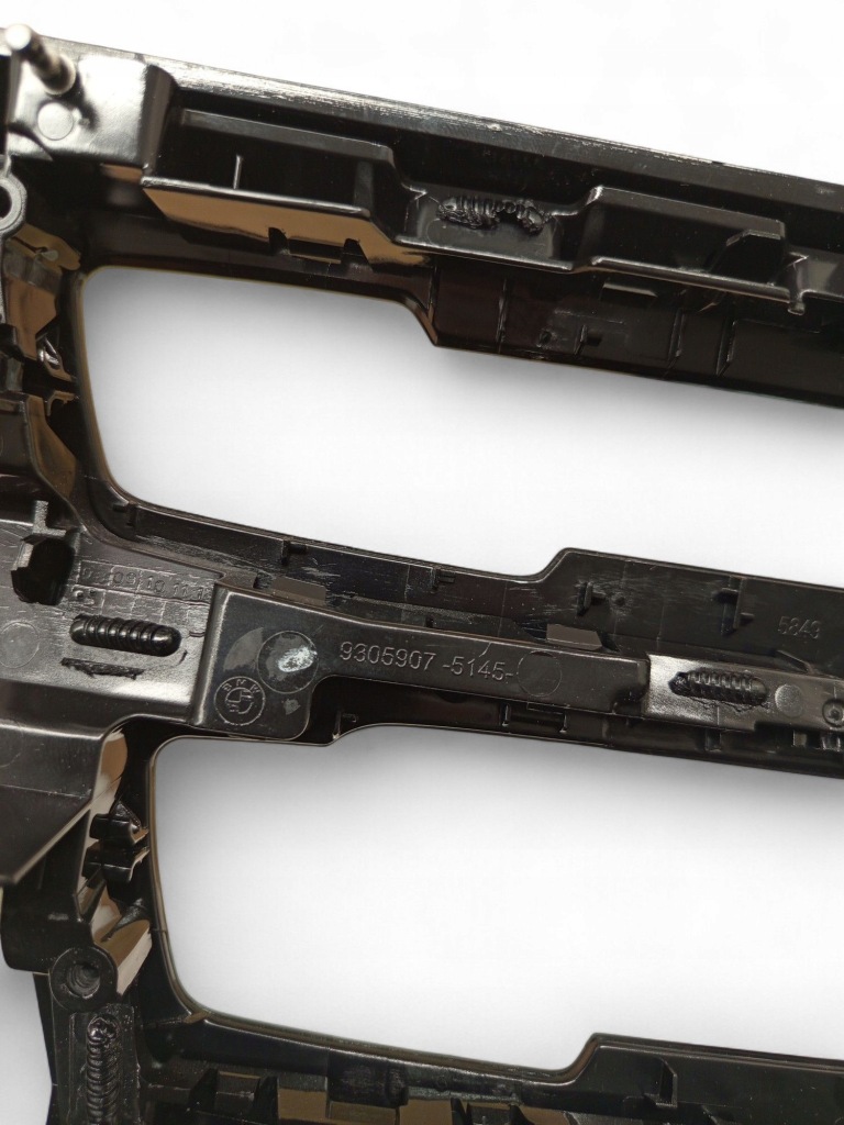 Bmw x1 f48 f49 9305907 панель  средняя / радио / gps в Украине