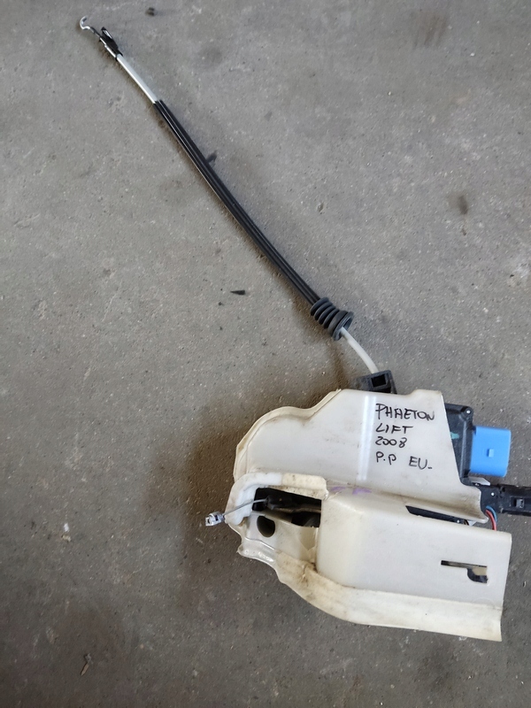 фото №1, Vw phaeton lift замок дверь правый перед eu