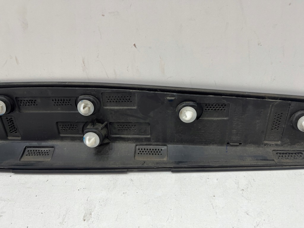 Volvo polestar ii 2 молдинг накладка двері задній задня права 31672660 ідеальний стан! Зі Шроту