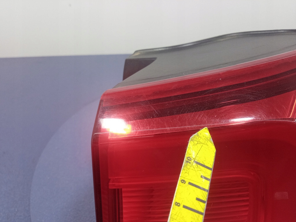 фото №7, Kia sorento ii lift лампа задняя правая задняя наружная eu 924021u500