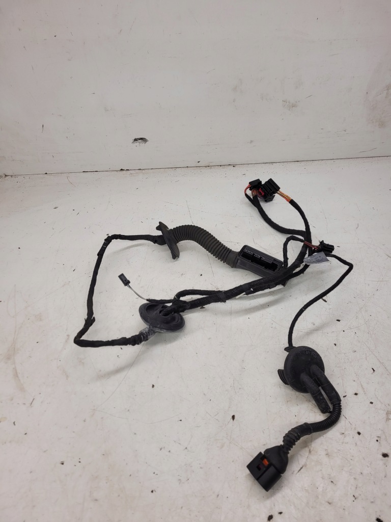 фото №1, Жгут дверь левый задняя audi a4 b8 8k0971687b