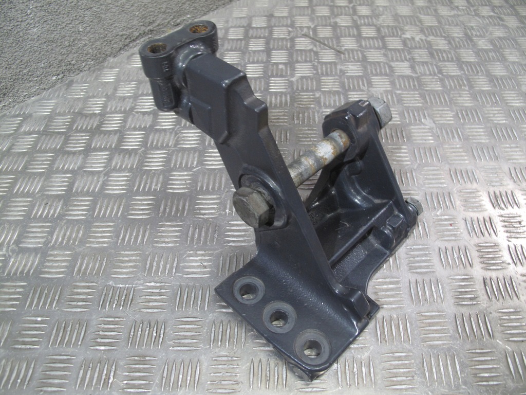 фото №4, Кронштейн передние рессора scania r s