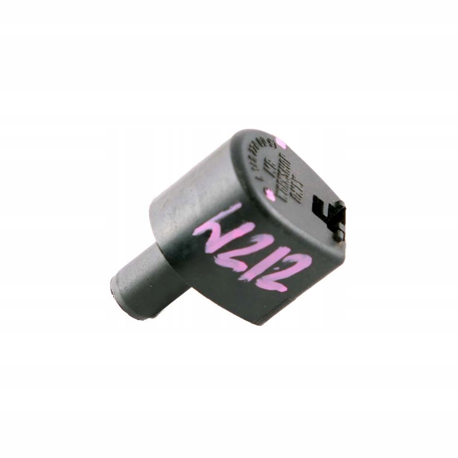 фото №12, Mercedes a c w168 w169 w203 заглушка крышка масла