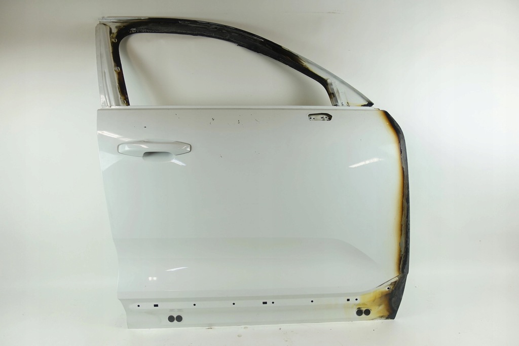 фото №1, Volvo xc40 дверь перед правое