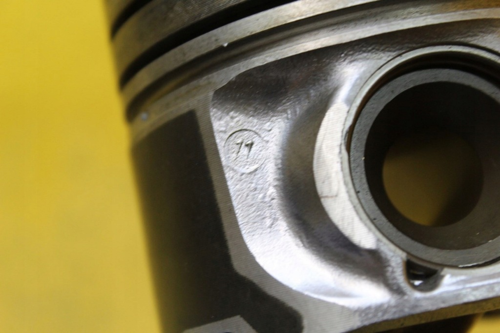 Поршень шатун a6 c6 2.7 tdi a4 b7 059ab bpp Цена