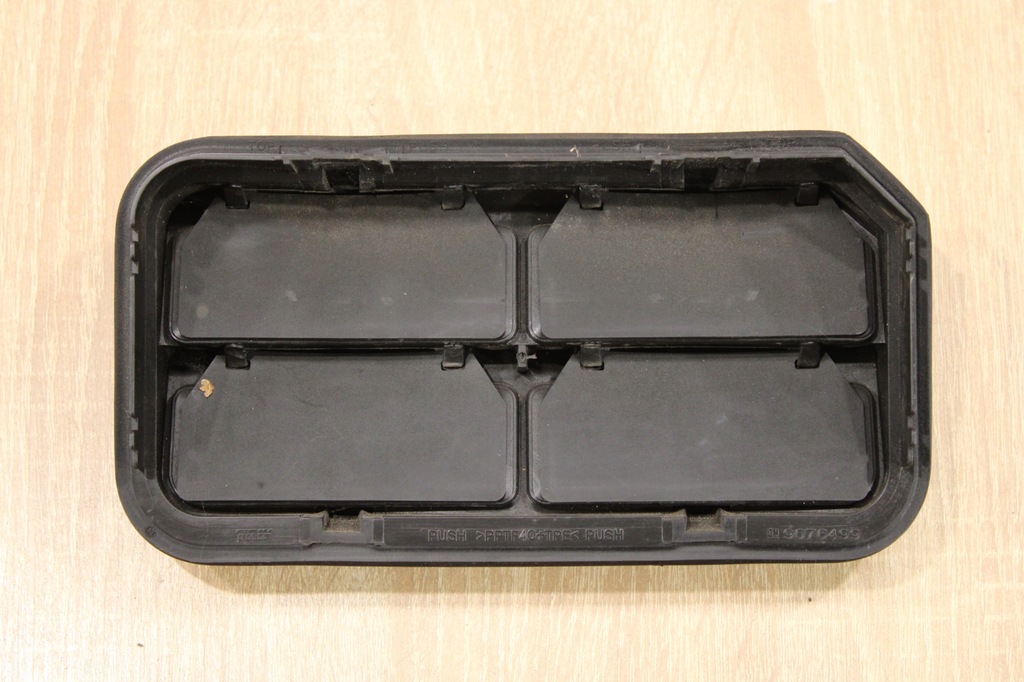 фото №1, Решітка вентиляційна opel cascada