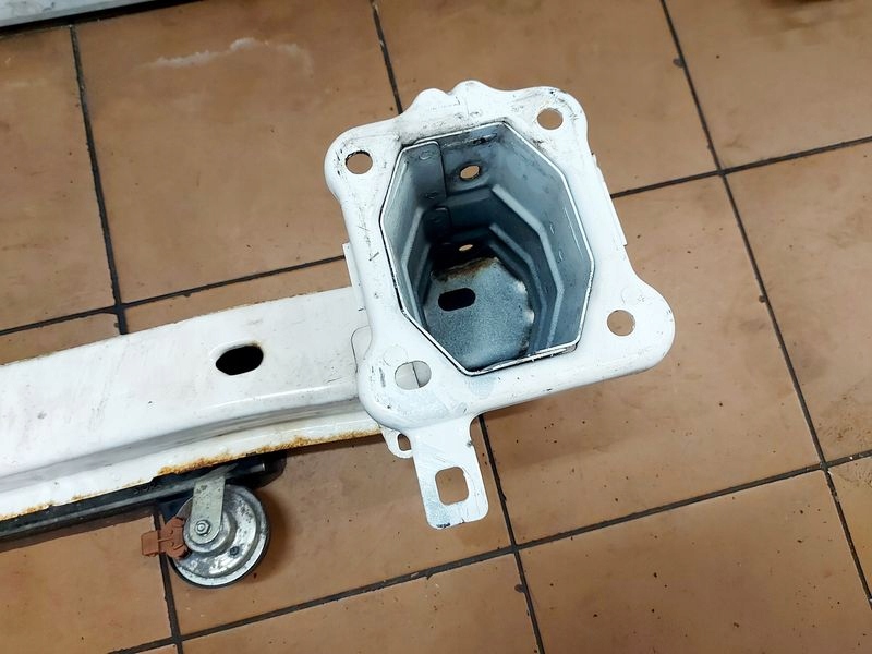 фото №8, Volvo c30 балка бампера перед підсилювач 614-46