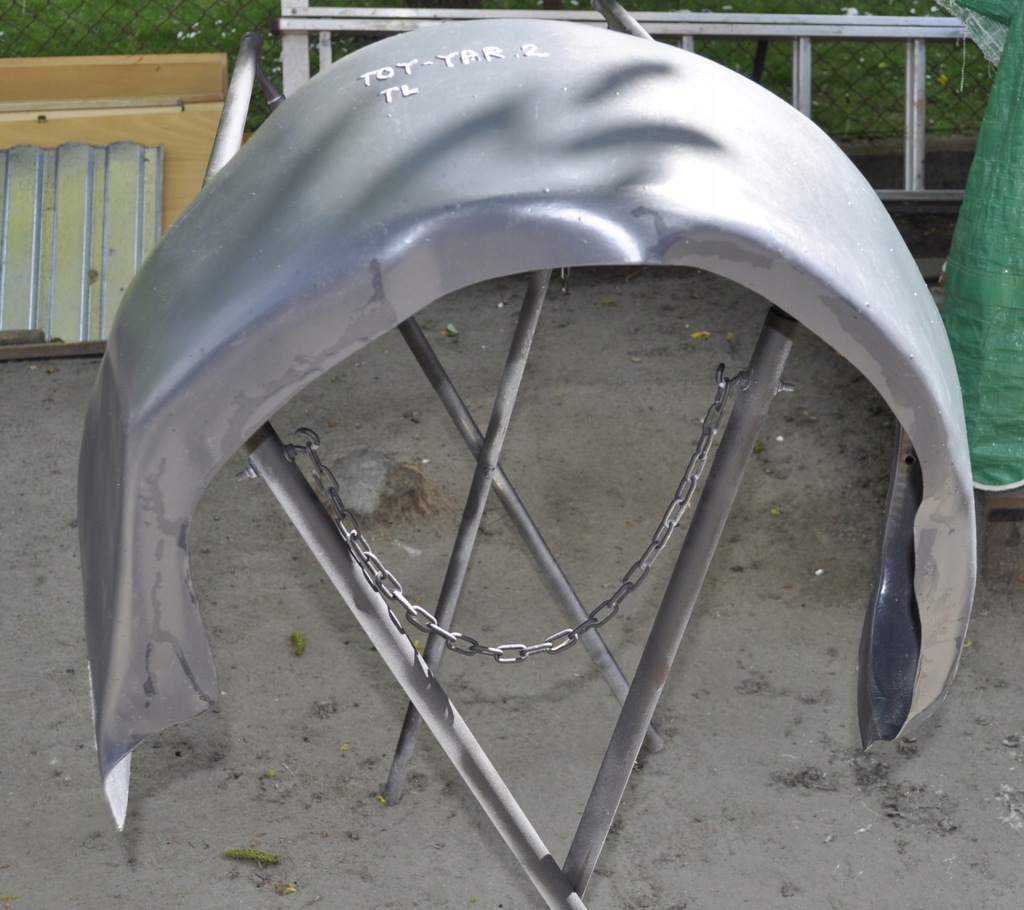 фото №1, Toyota yaris ii подкрылок левый задняя