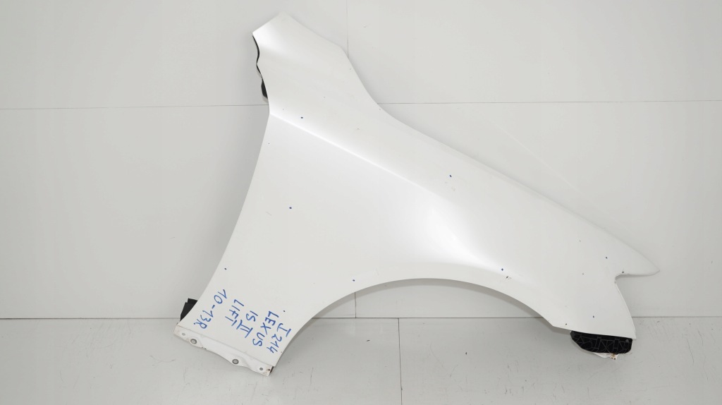 Купить Крыло  правый  перед lexus is 2 рестайлинг  10-13r 077