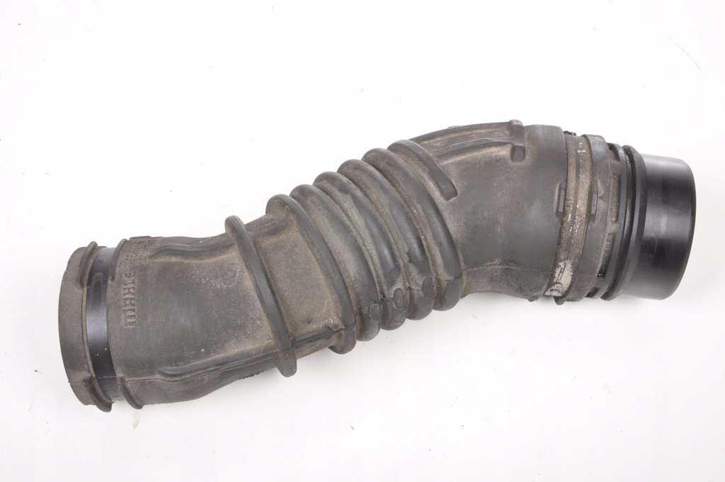 фото №1, Ghibli iii 3.0 труба воздухозаборник воздуха 670002452