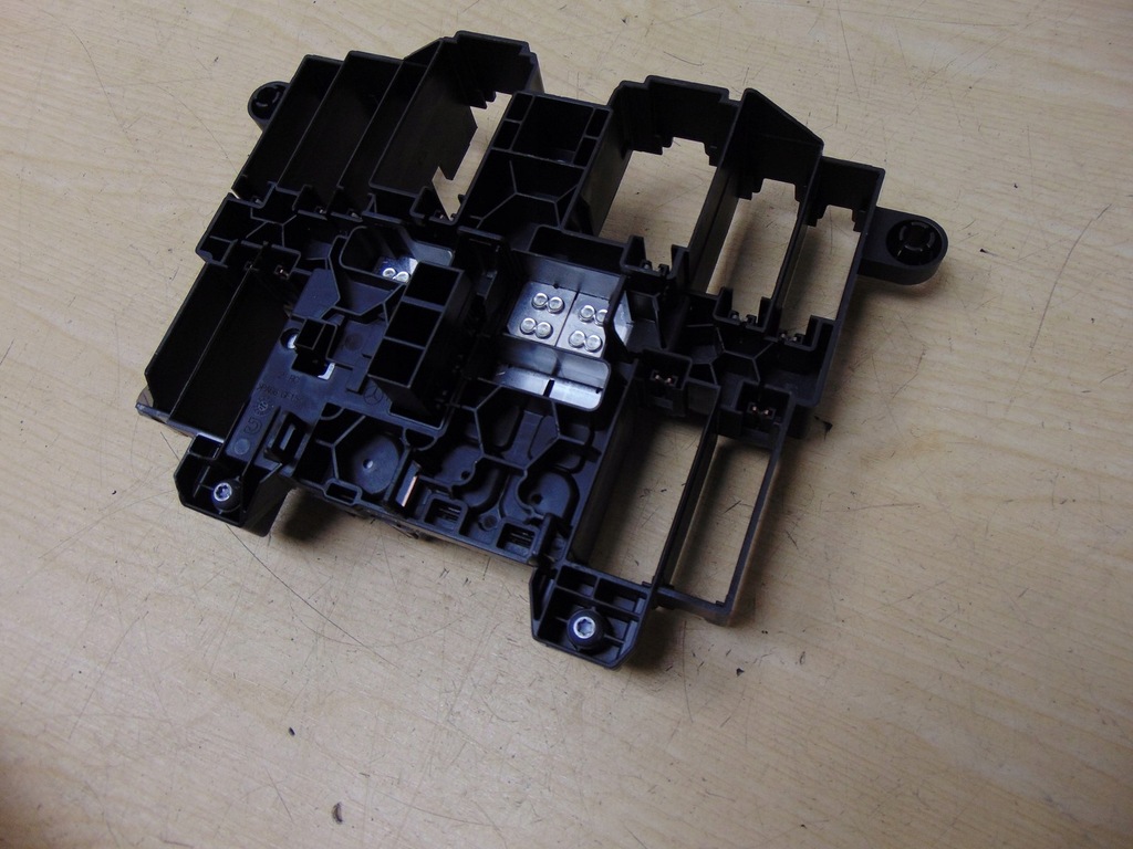 фото №11, Коробка предохранителей pusta nowa mercedes w177