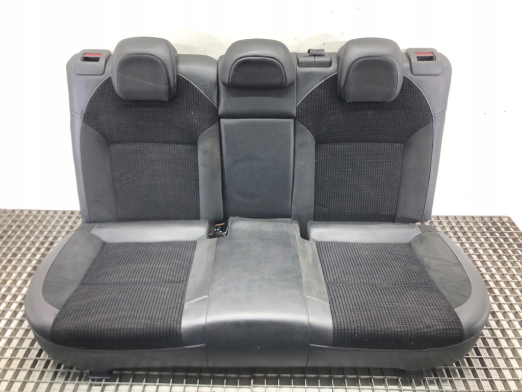 фото №1, Заднє сидіння drugi ряд citroen c4 ii хетчбек сидіння середня