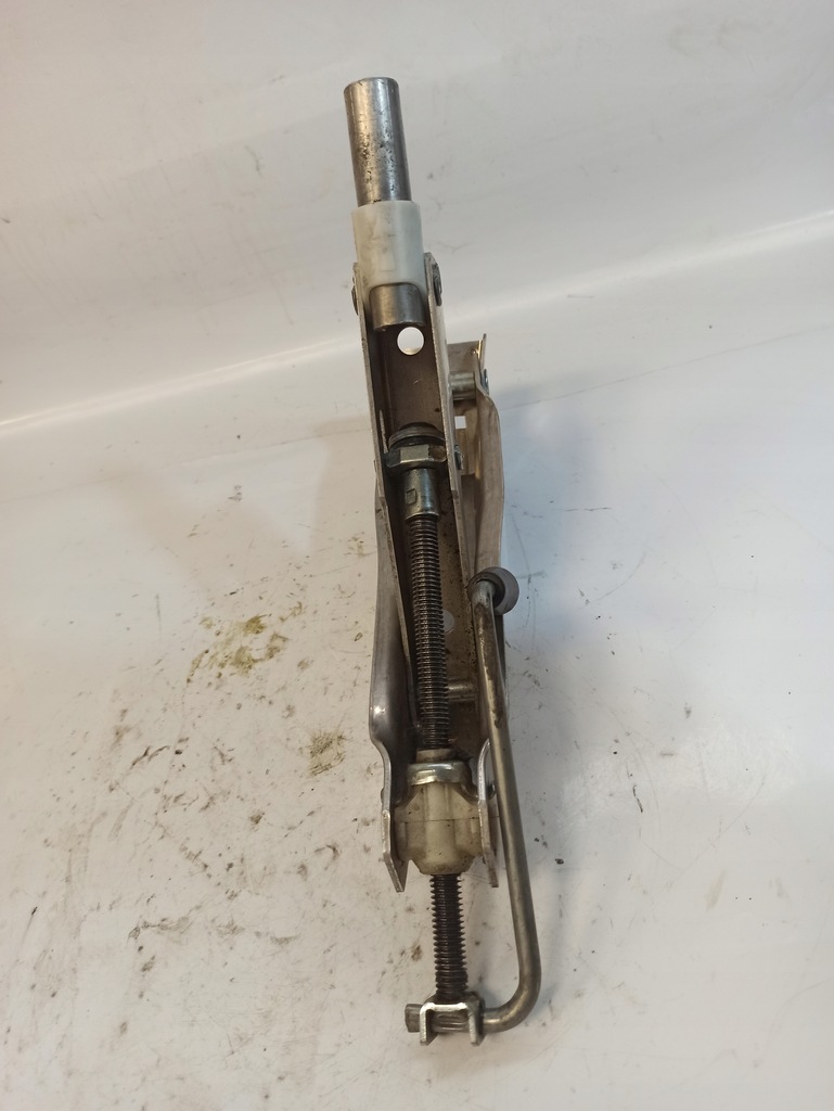 фото №5, Audi a-2 1.4 tdi оригінальний підйомник автомобільний 8z0011031a