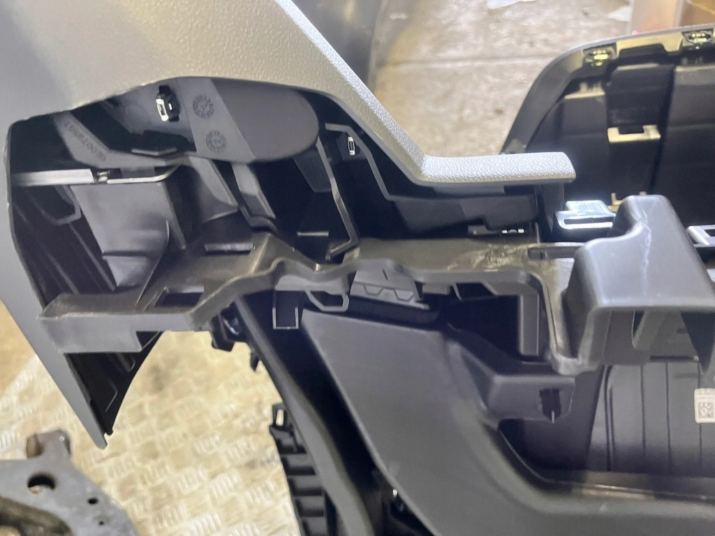 фото №12, Приборная панель приборная консоль renault master iv 4 v 5 2024- europa