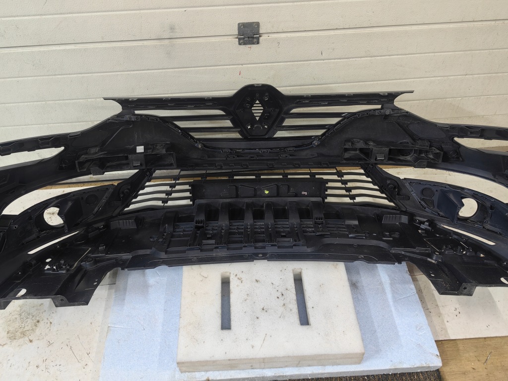 Бампер передній renault megane 4 iv Зі Шроту