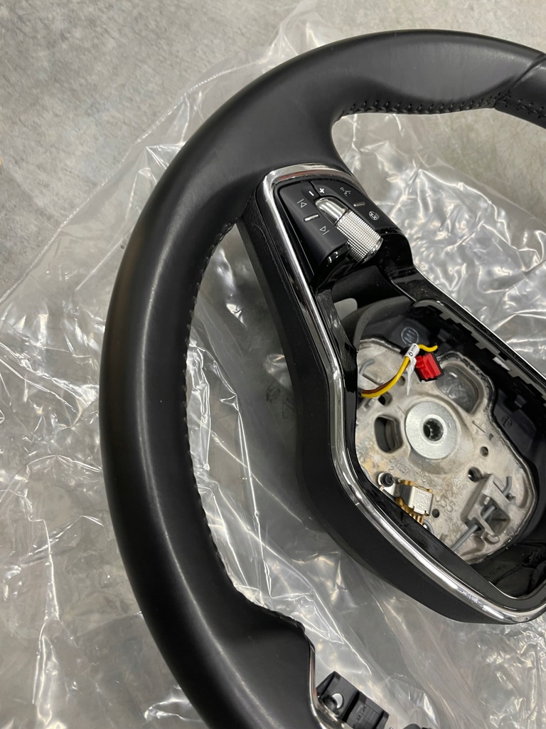 фото №6, Воздуховод skoda octavia iv 4 подогрев лепестки переключения ładna