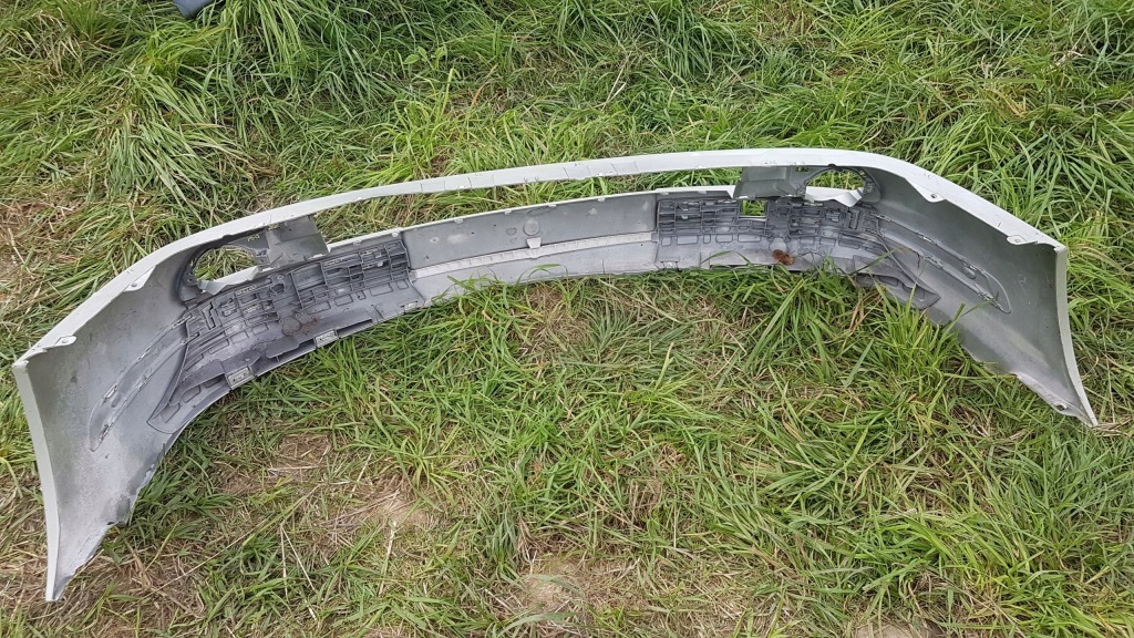 Бампер перед передний renault laguna ii Оригинал