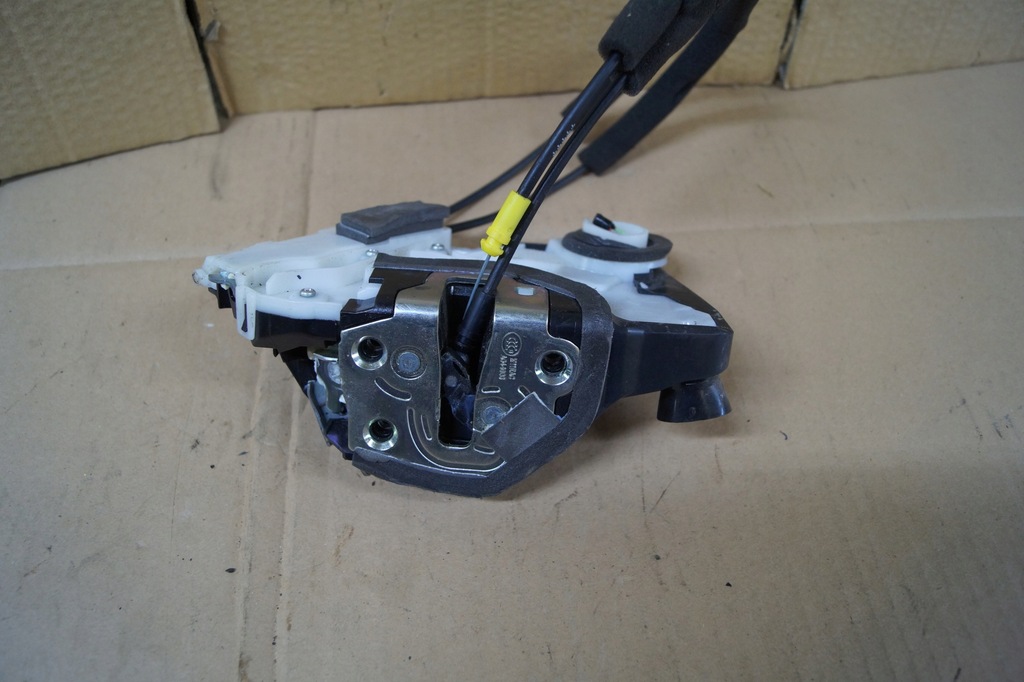 фото №4, Замок дверь правый перед europa subaru wrx sti