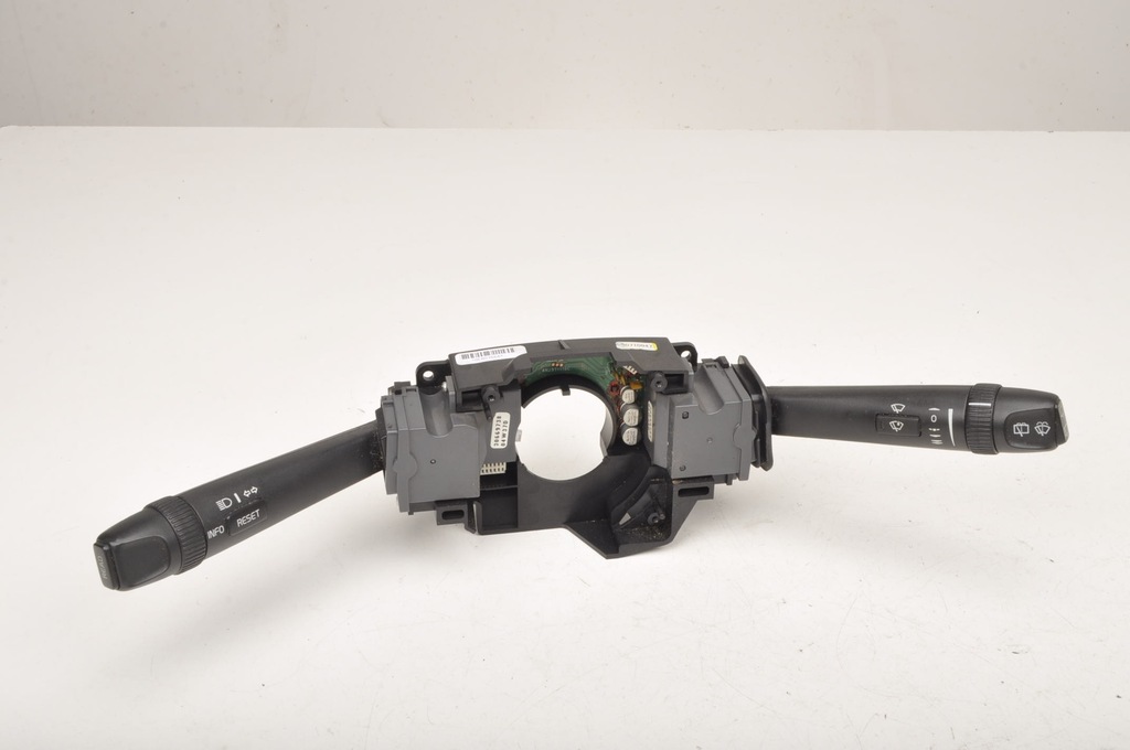 фото №1, Volvo v70 ii переключатель комбинированный 30710947