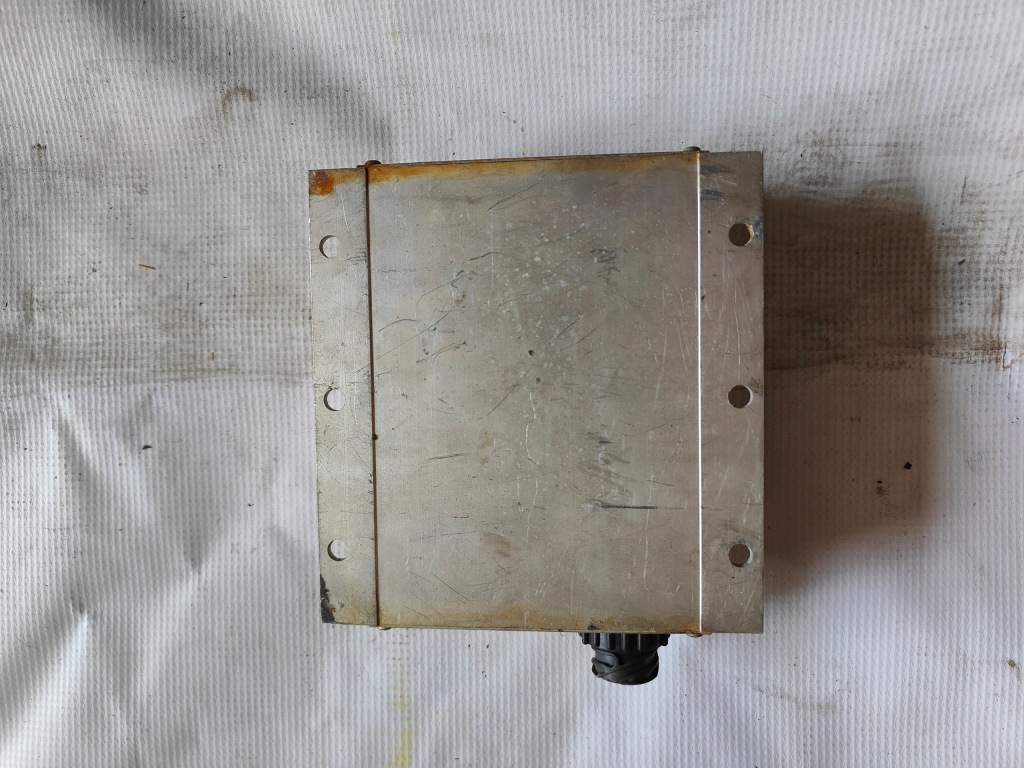 фото №4, Преобразователь 24v-12v mercedes actros