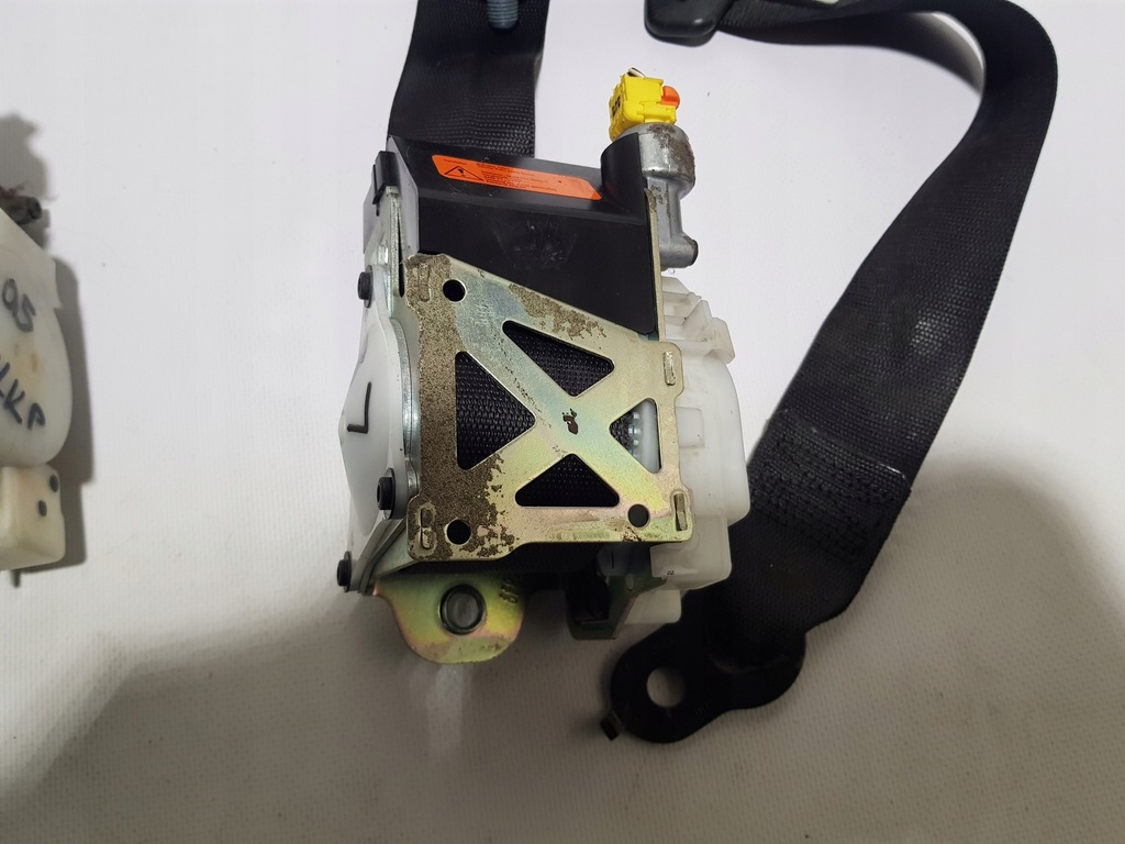 фото №3, Ремни перед левый правый комплект mercedes slk r171 w171