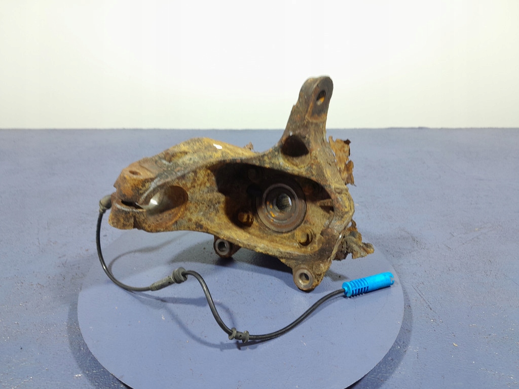 фото №3, Mini cooper r56 one 1.4 95 km поворотный кулак ступица перед правая