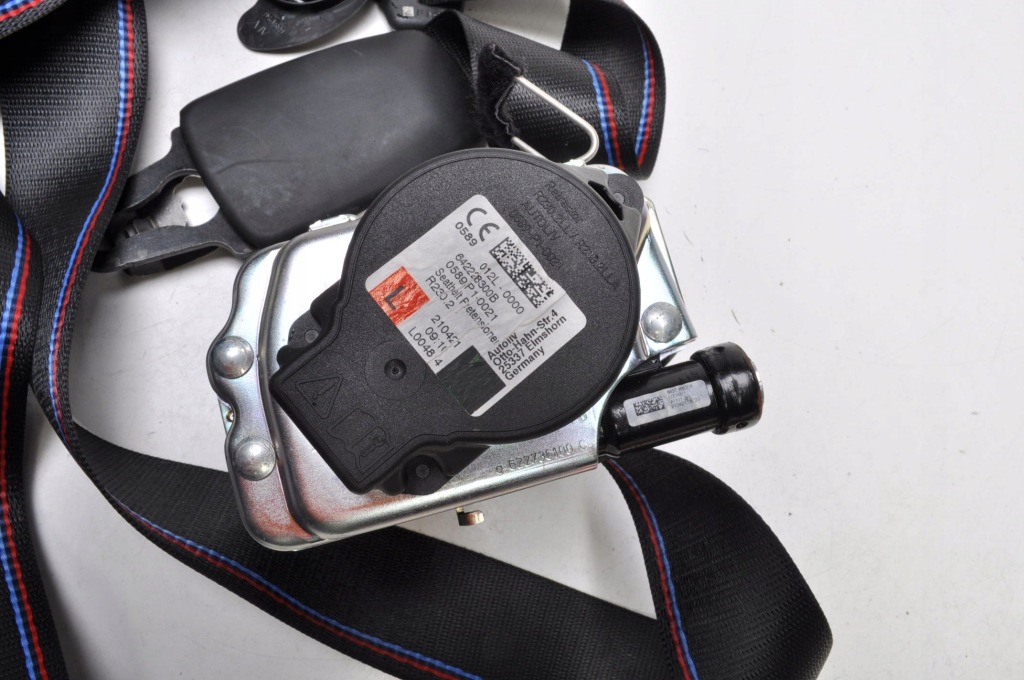 Bmw f44 ремень безопасности левый правый перед комплект 8076555 8076556 описание! Недорого