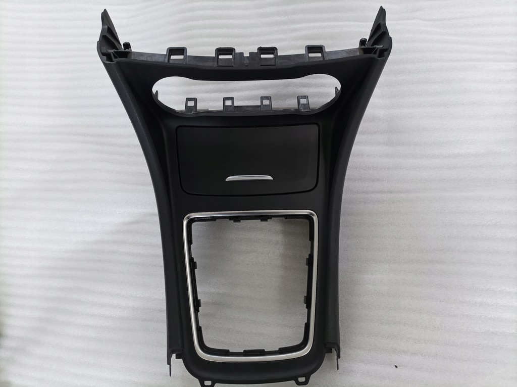 фото №1, Mercedes a45 w176 amg рамка выборщик туннель