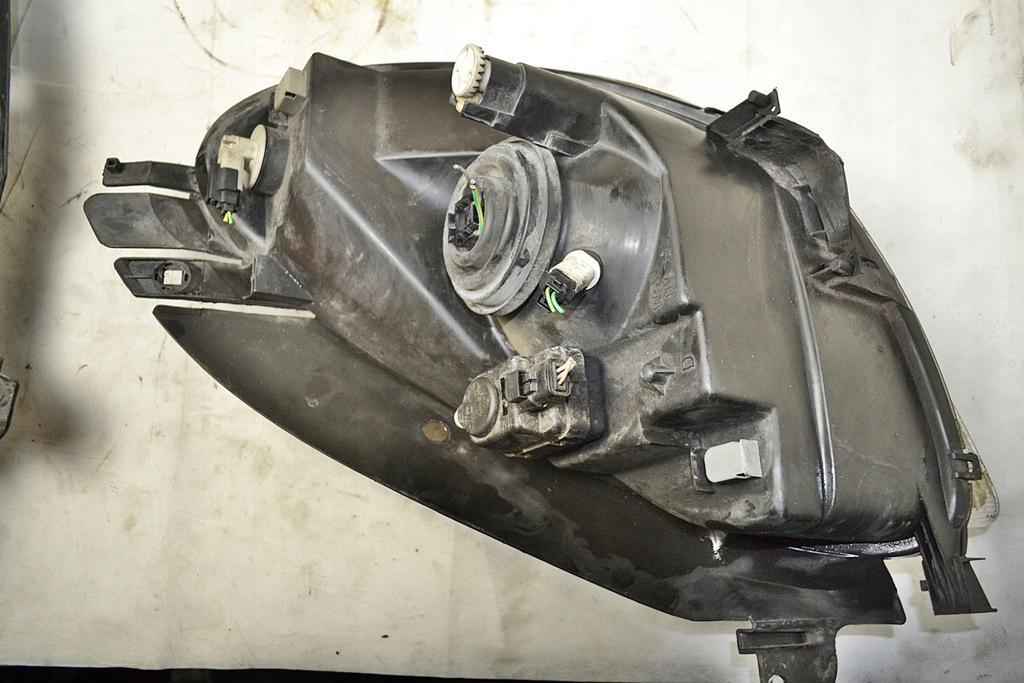 фото №7, Citroen xsara picasso фара правый oryg europa