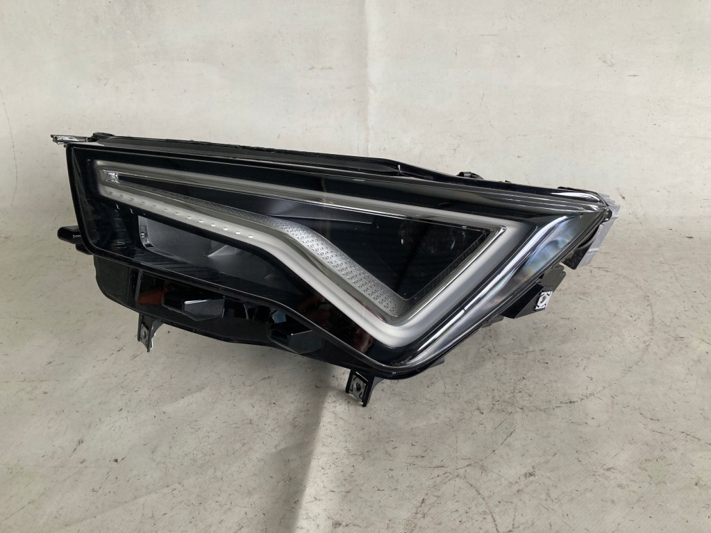Купити Seat ateca рестайлінг  575 фара передня ліва full led 576941031c