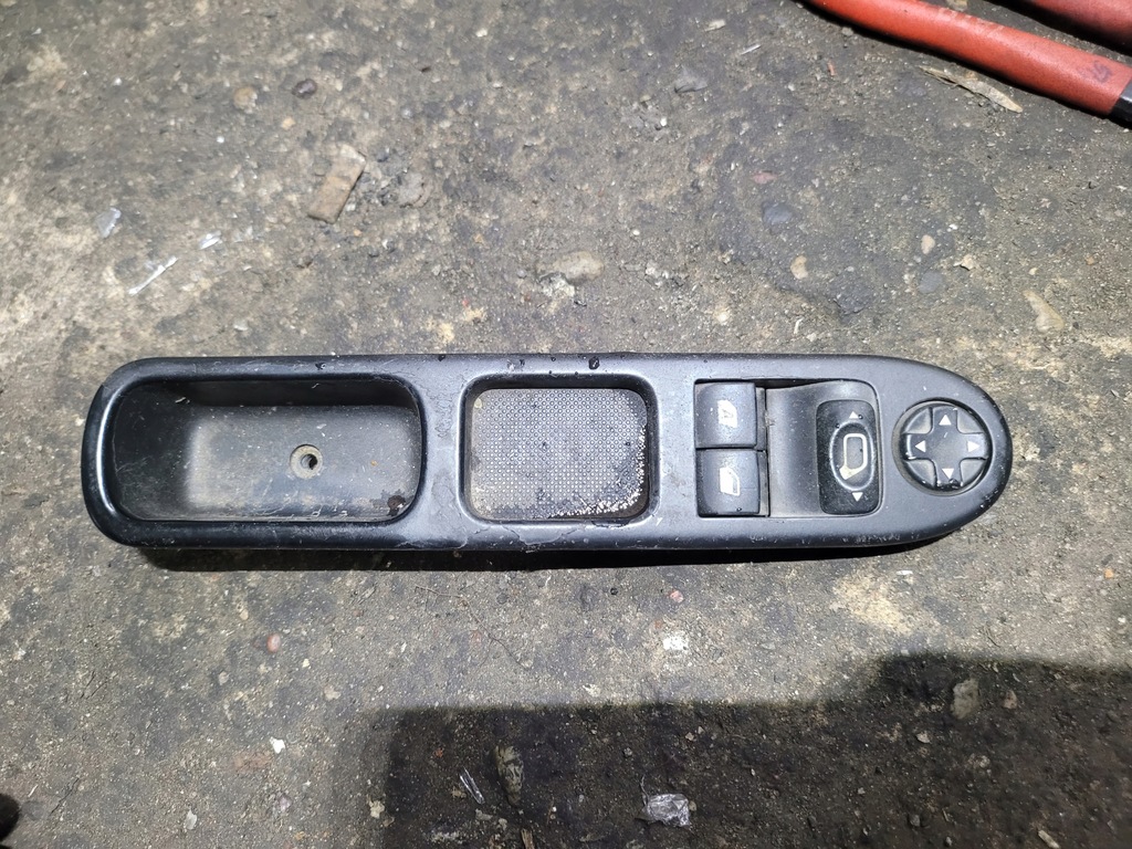 фото №1, Перемикач панель вікон c3 picasso 96548591xt