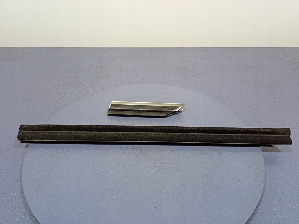 фото №3, Bmw 7 f01 молдинг внутренняя стекло дверь задняя правая 7206450