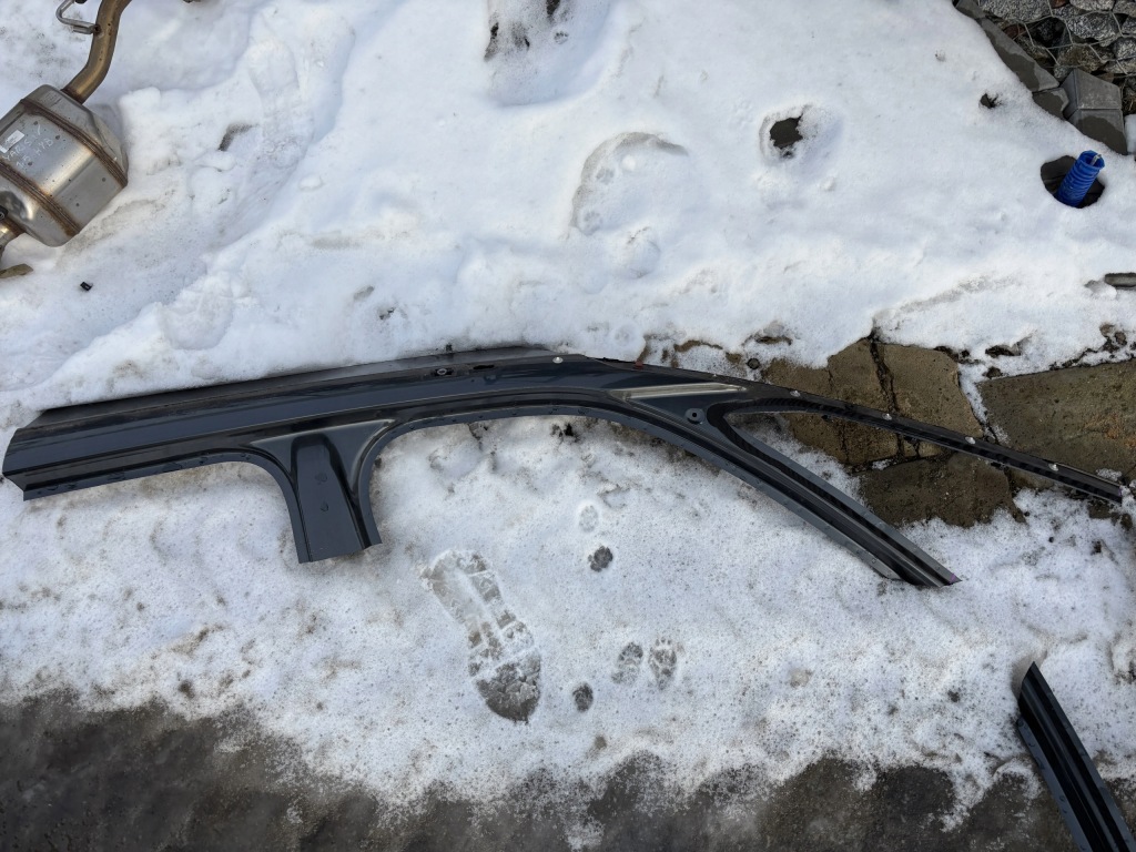 фото №1, Блок двигателя крышный правый c4 grand picasso ii 13-