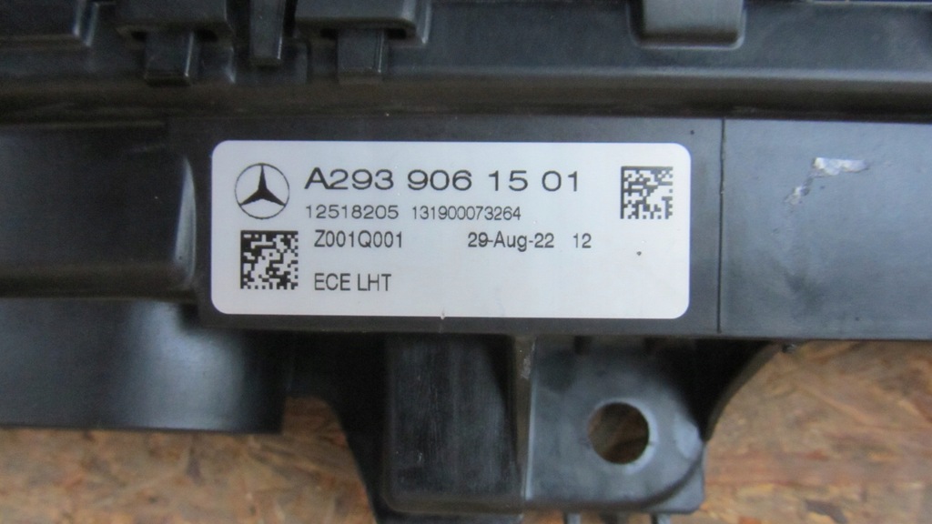 фото №15, Передняя правая левая средняя лампа mercedes eqc w293 full led