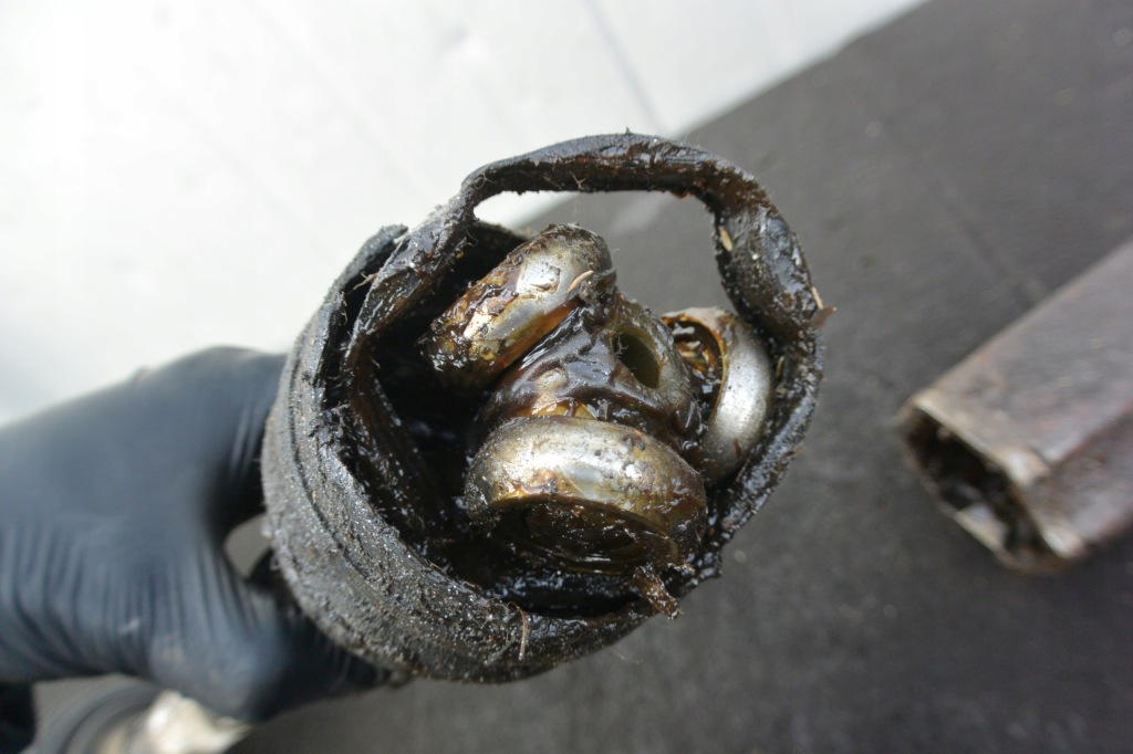 Привідний вал лівий перед bmw x5 x6 f15 f16 Оригінал