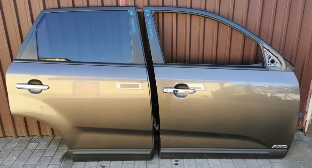 фото №1, Kia sorento ii 09-12 дверь правое перед полный демонтаж