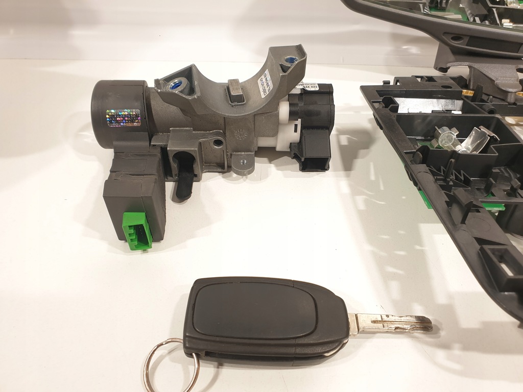 фото №7, Volvo s60 i v70 ii xc70 i зеркало ключ замок зажигания 30657507